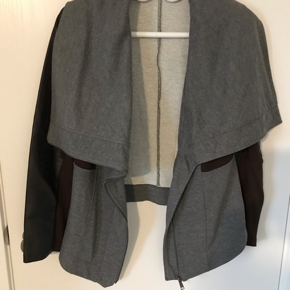 Womens zip up jacket - Picture 2 of 5